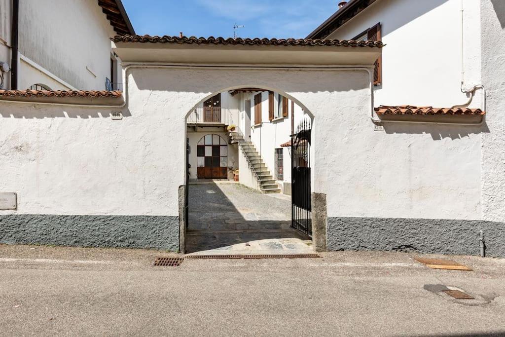 Clelia'S Apartment Como Exterior photo