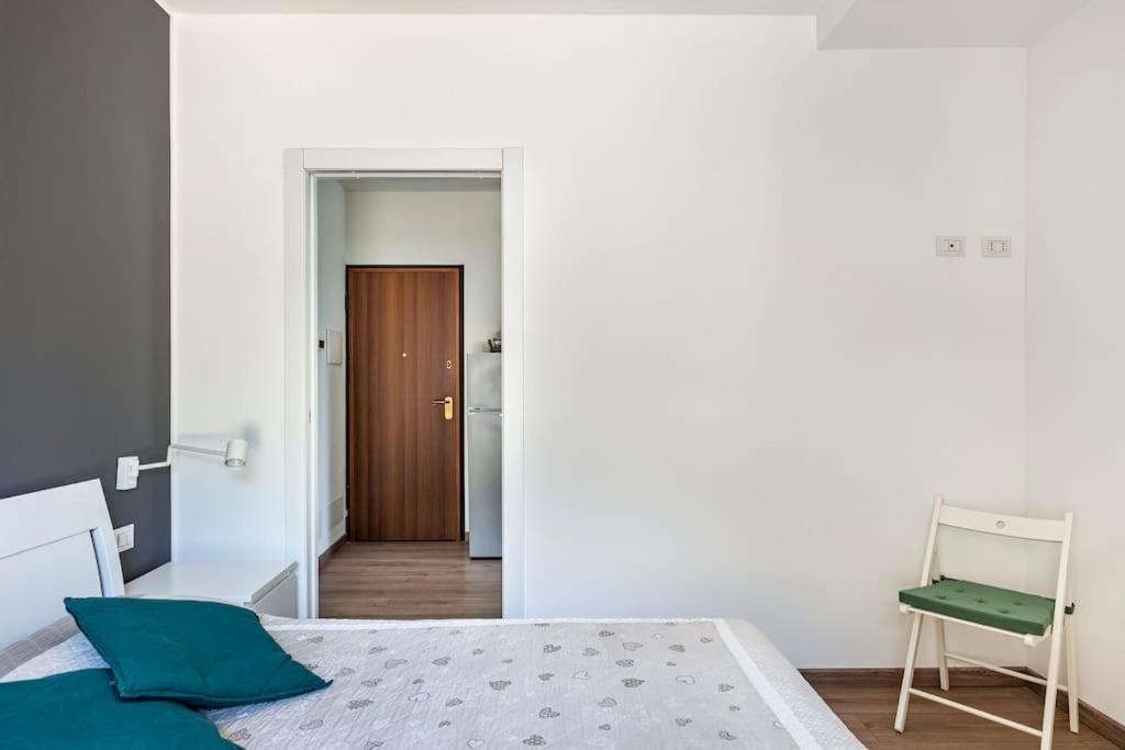 Clelia'S Apartment Como Exterior photo